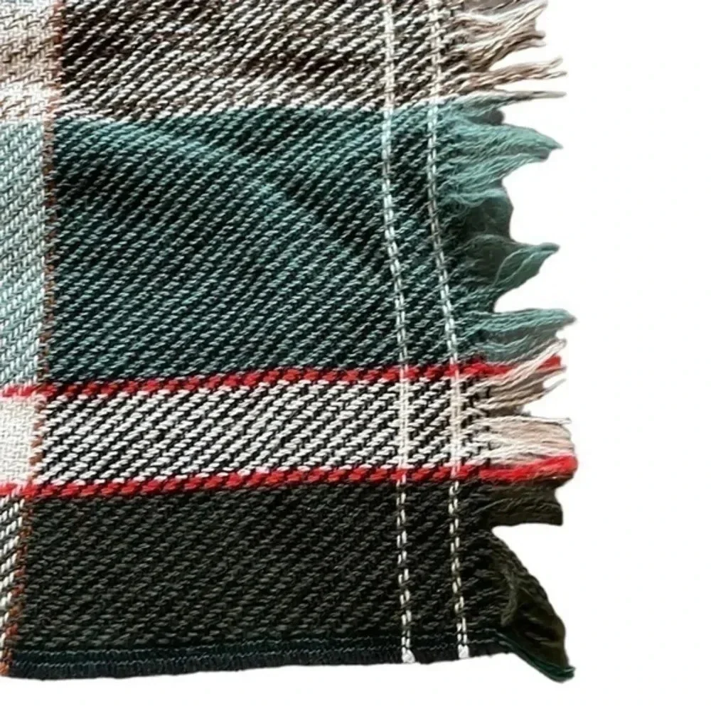 Vintage 100% Virgin Wool Royal-Scot‎ Green/Red/White Tartan Plaid Scarf Unisex